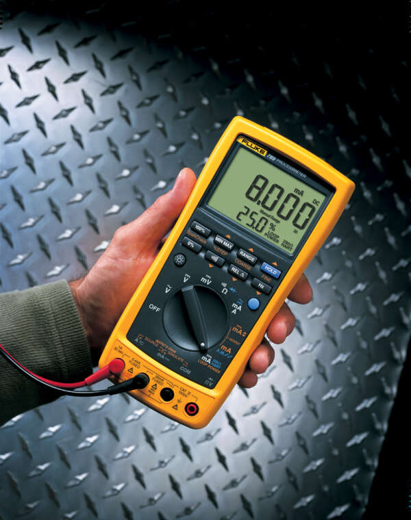 Fluke 789 - мультиметр/калибратор токовой петли