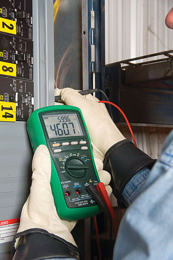 Greenlee DM-820A - профессиональный цифровой мультиметр